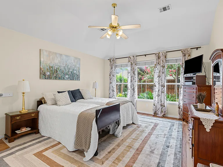 1475 Applewood Dr — Photo 12