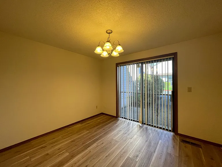 12128 SE 104th Ct — Photo 14
