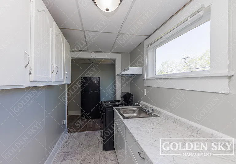 2207 S Walnut St #1 — Photo 8