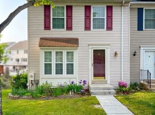 9426 Riverbrink Ct, Laurel, MD 20723