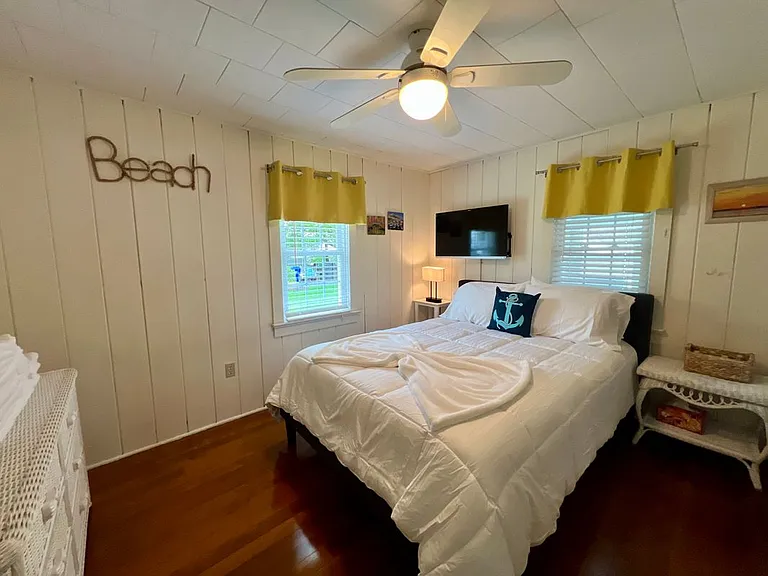 38 Seabreeze Rd — Photo 8