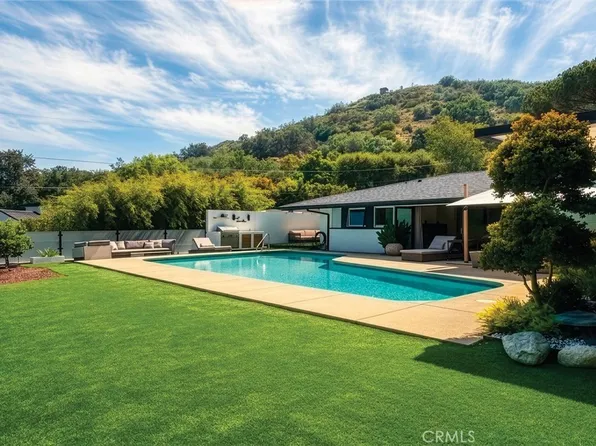9621 Cedarbrook Dr, Beverly Hills, CA 90210