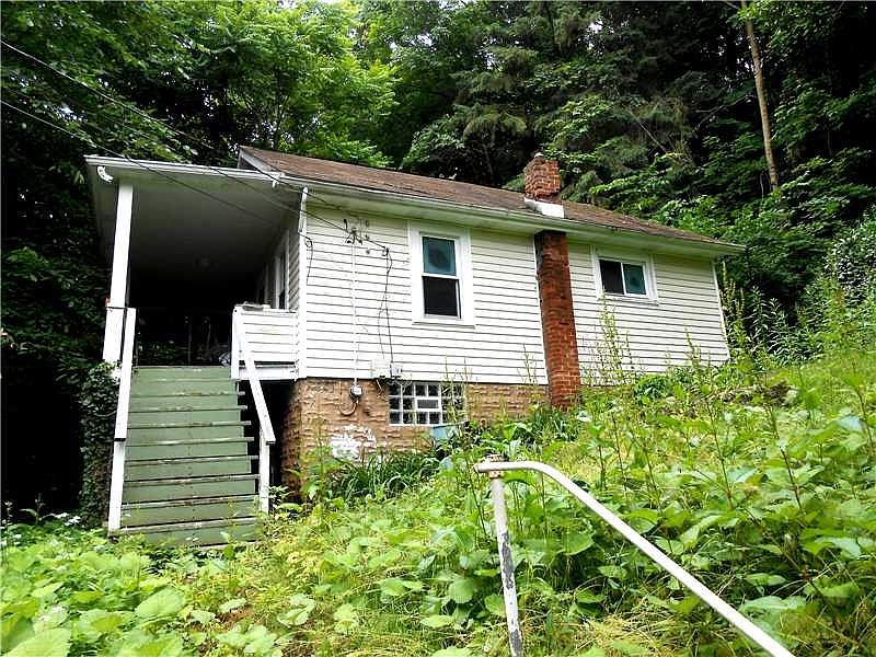 2nd image of 112 Hird Rd