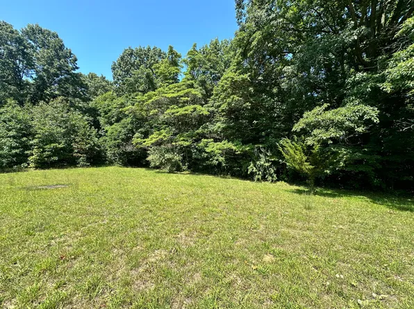 3173 Monte Bella Dr, Benton Harbor, MI 49022