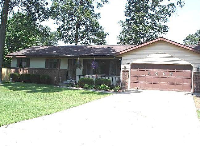 Front of Princess Ln