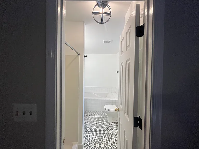11 Ebony Ct — Photo 9
