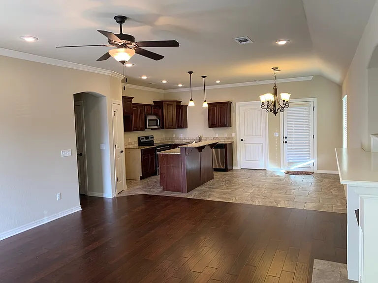 3072 N Autumn Rose Ave — Photo 3