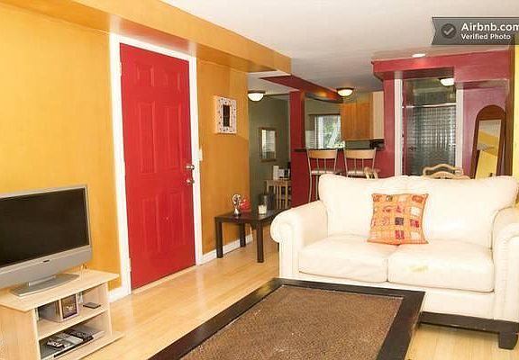 3rd image of 874 Potrero Ave #A