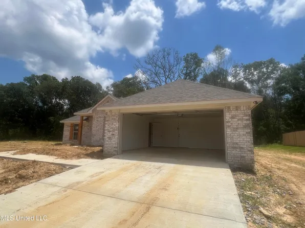 251 Hemingway Cir, Canton, MS 39046