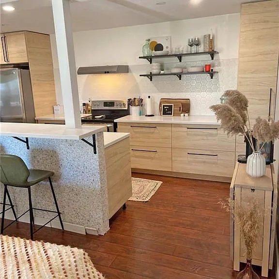 2230 Trafalgar St #325 — Photo 3
