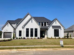 22273 Players Ln, Athens, AL 35613