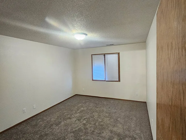 614 N East St #2 — Photo 8