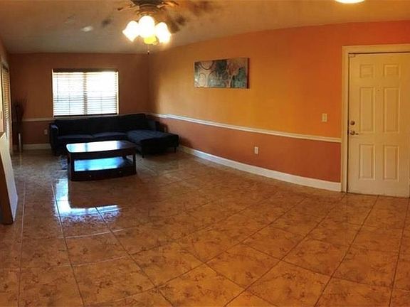 4th image of 3407 Winkler Ave APT 313