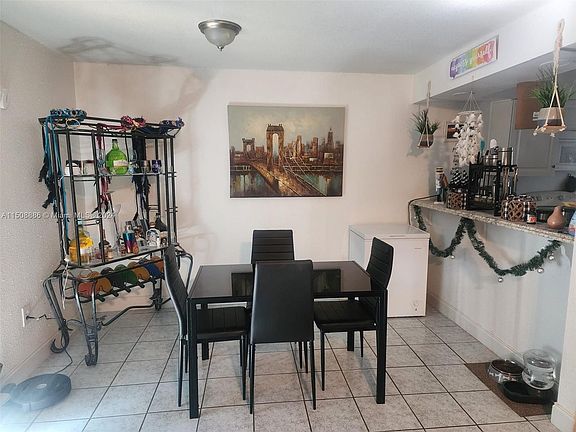 5th image of 189 Scottsdale Sq #189