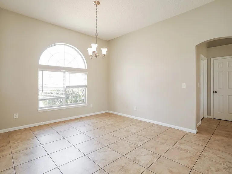 3948 Heavenside Ct — Photo 7