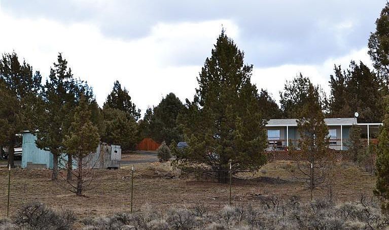 1st image of 3618 SE Umatilla Loop
