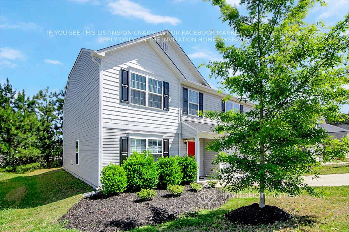 6813 Planting Ct Raleigh, NC 27610 — Photo 3
