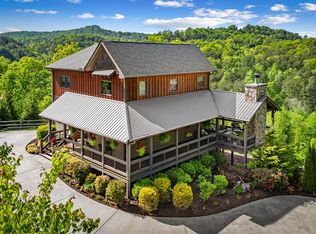495 Ballewtown Rd, Blue Ridge, GA 30513