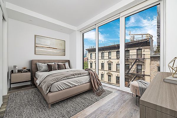 1st image of 118 Orchard St #6