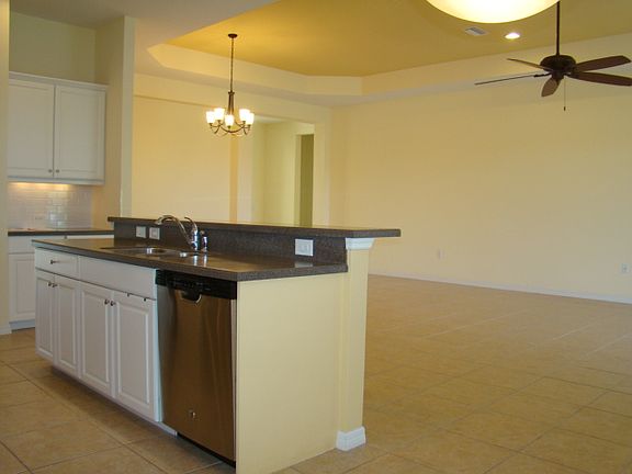 5th image of 14438 Stirling Dr