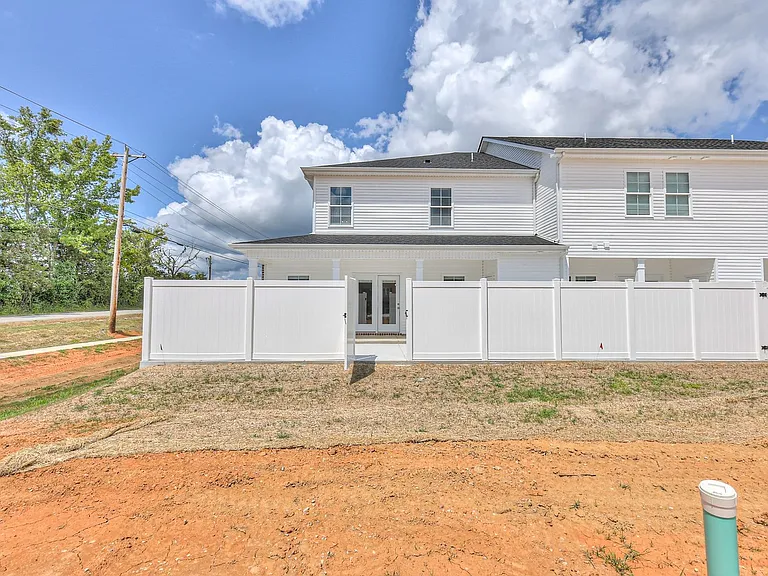 22 Hardwood Rd — Photo 25