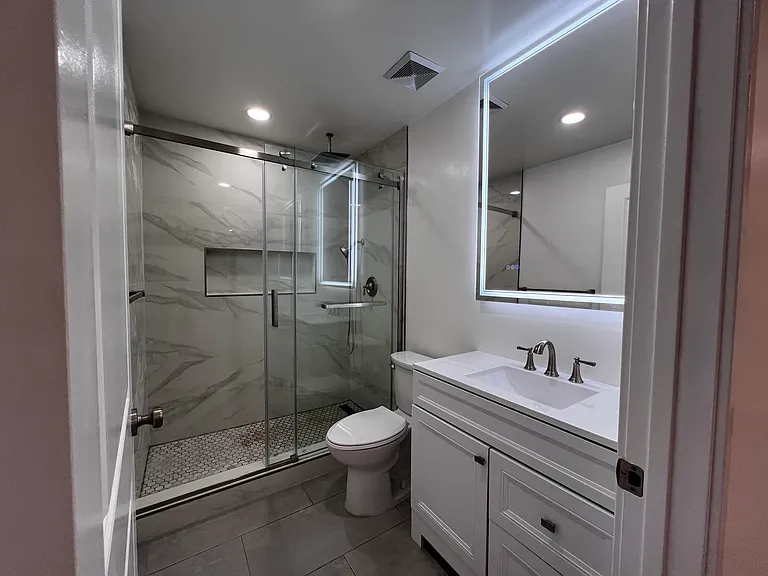 9717 Oak St — Photo 11