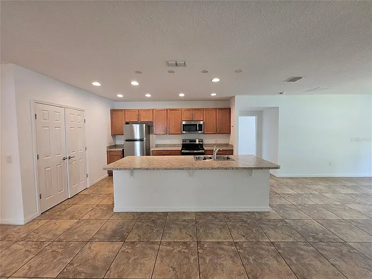 2476 Addison Creek Dr — Photo 10