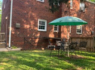2210 Commonwealth Ave, Alexandria, VA 22301