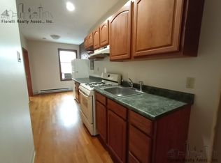 20 Cooper St APT 4, Boston, MA 02113