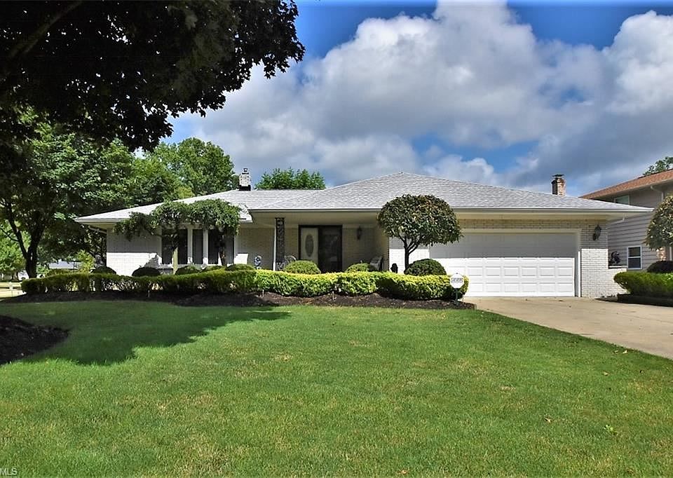 1st image of 589 Jefferson Dr