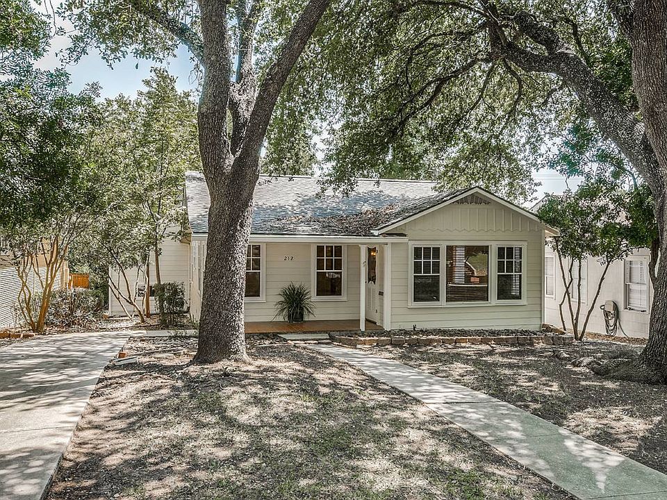 1st image of 212 Blue Bonnet Blvd