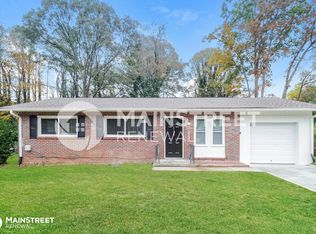 2134 Westover Dr, East Pt, GA