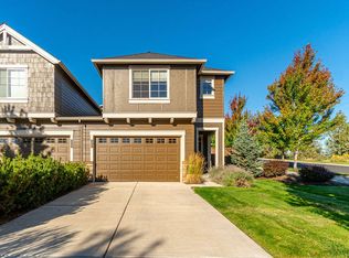 63211 Black Powder Ln, Bend, OR 97701