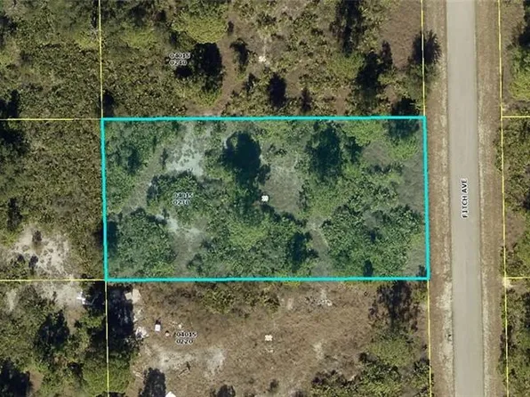 521 Fitch AVE, LEHIGH ACRES, FL 33972