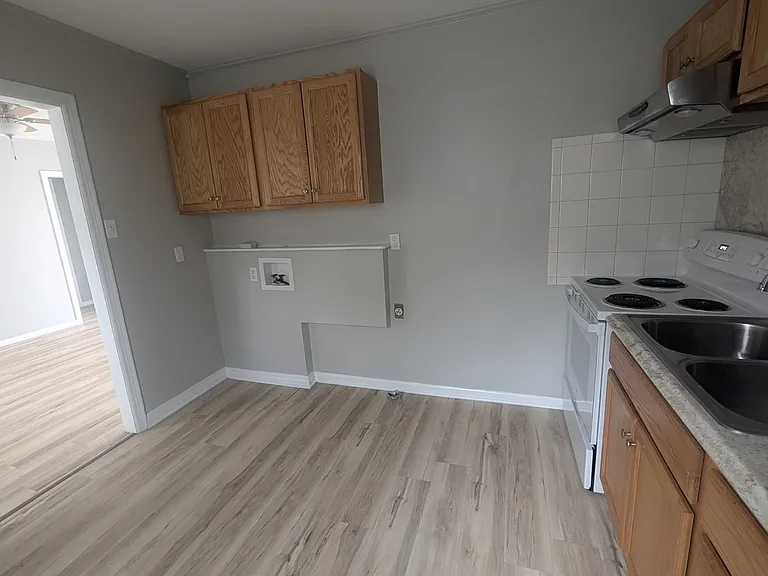 117 W Graham Ave — Photo 8