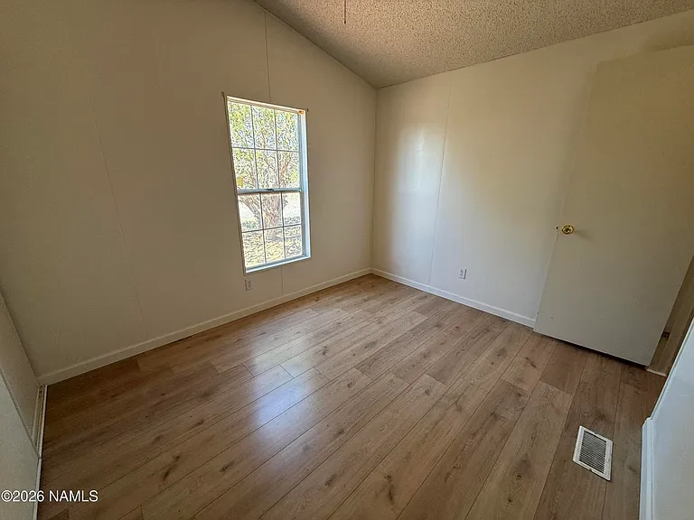 1159 W Foothills Dr — Photo 17