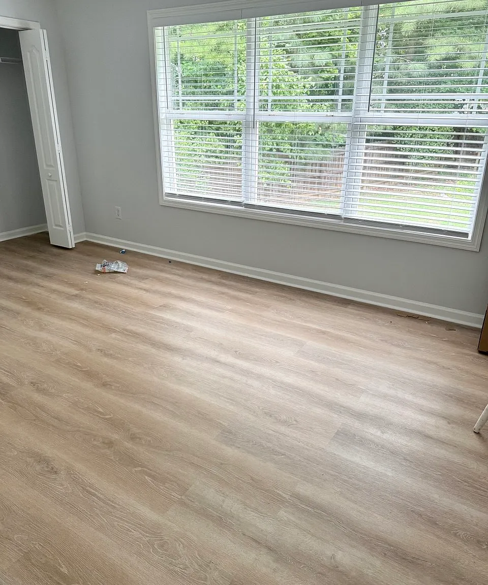 5 bed, 2753 sqft, $3,000 — Photo 2