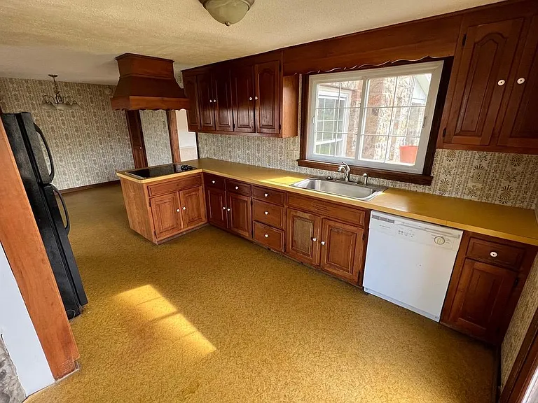 1183 Halfmoon Valley Rd — Photo 18