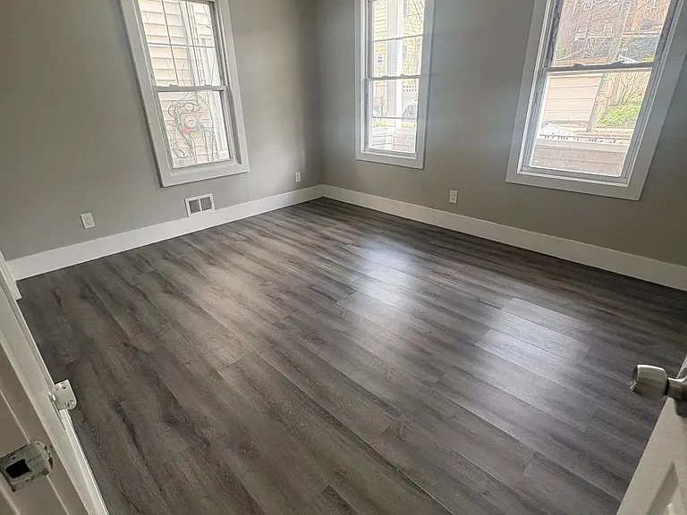549-551 Scotland Rd #1 — Photo 6