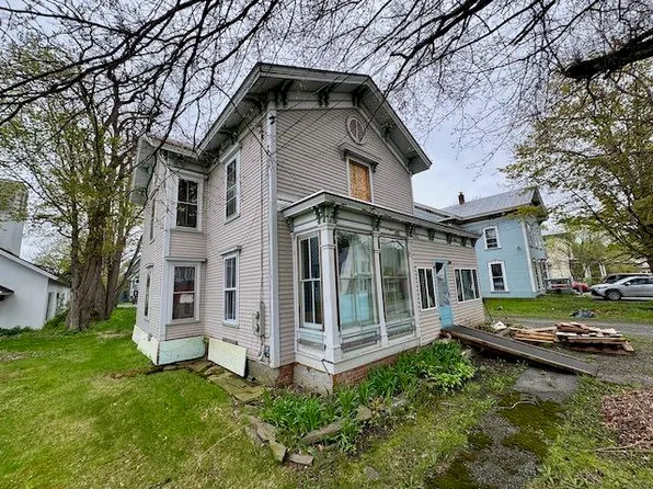 13 Summer Street, Randolph, VT 05060