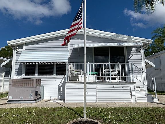 2nd image of 142 Caravan Cir