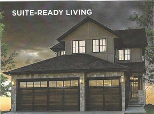 22 N Greenwich Row NW, Calgary, AB T3B6P4