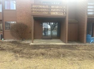 2150 Sunview Dr, Champaign, IL 61821