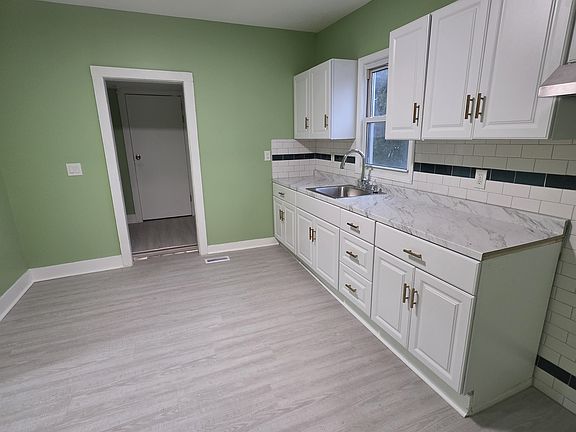2nd image of 155 Gorton St #1