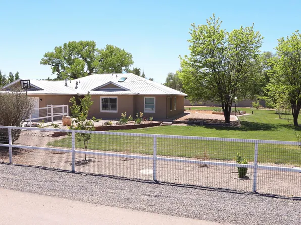 24 Chaparral Ln, Peralta, NM 87042