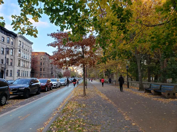 176 Prospect Park West image 3 of 18