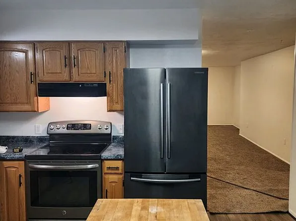 415 7th St, Evanston, WY 82930