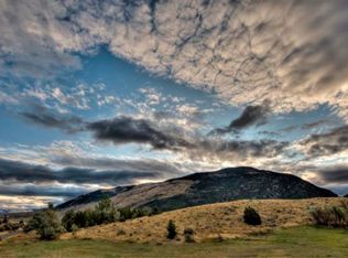 19 Bobcat Ln, Emigrant, MT 59027