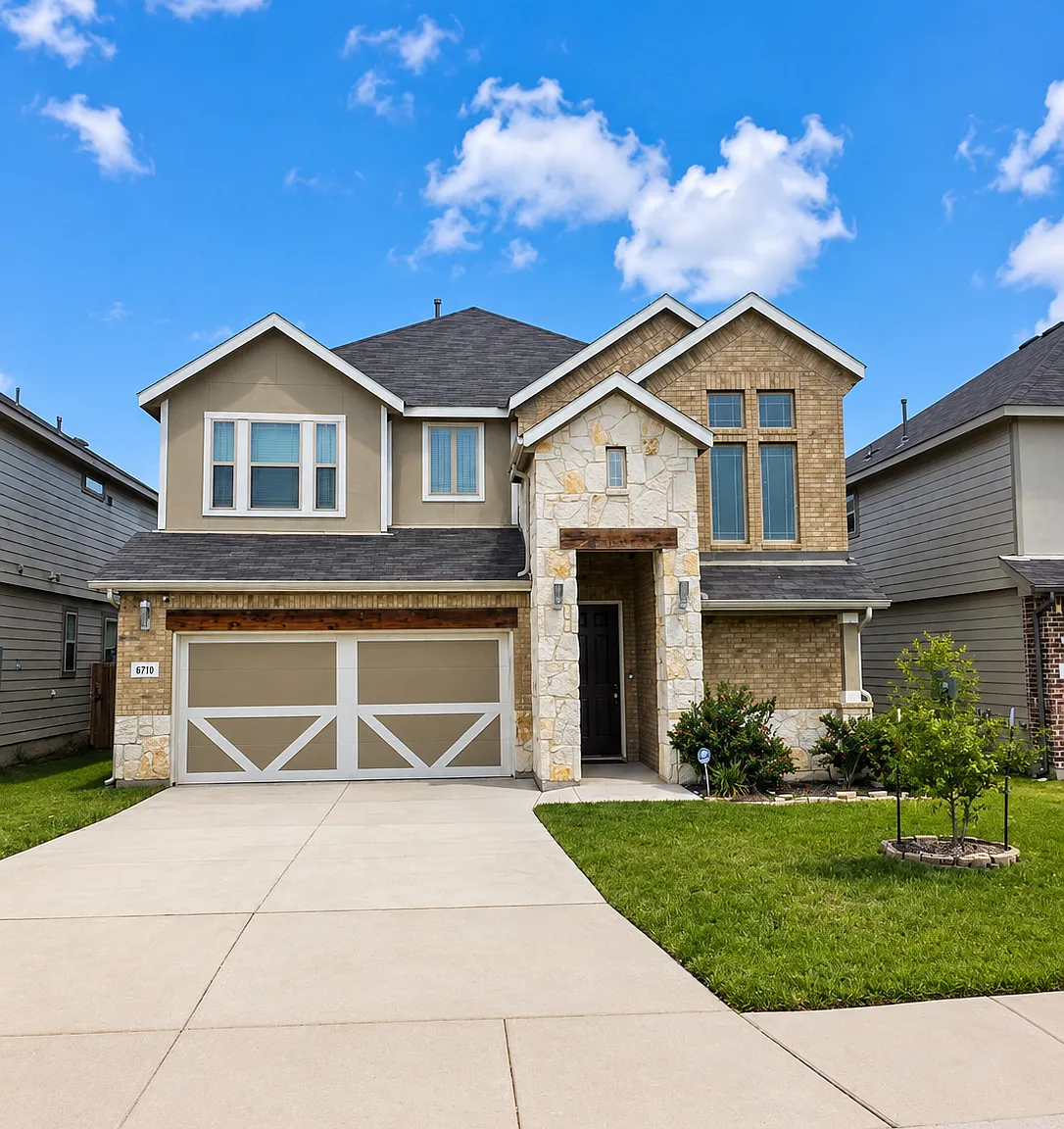 4 bed, 3073 sqft, $2,500 — Photo 1