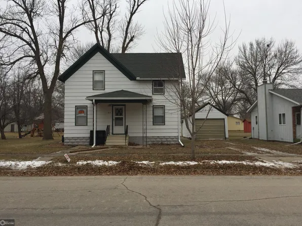 614 5th St, Whittemore, IA 50598